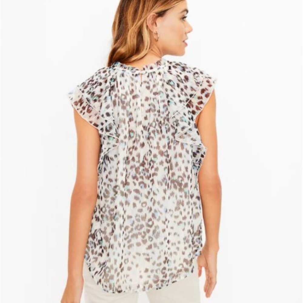 LOFT Petite Shimmer Animal Print Ruffle Shell Size Small - Picture 2 of 5